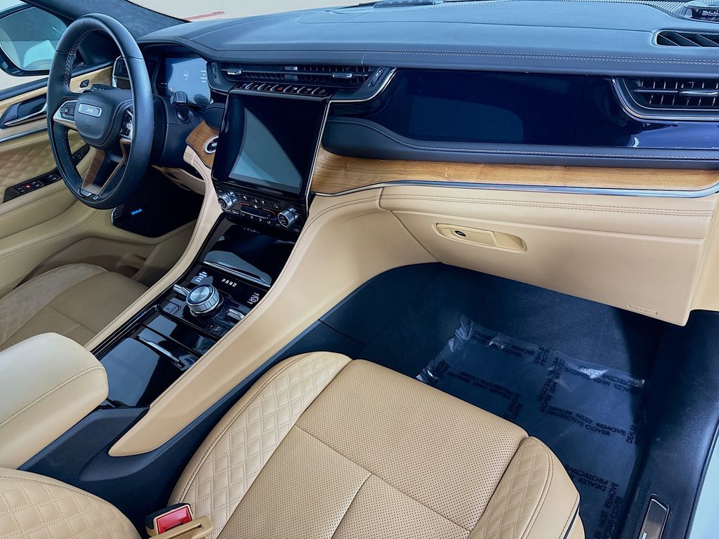 2025 Jeep Grand Cherokee Summit Reserve 4xe - Photo 35