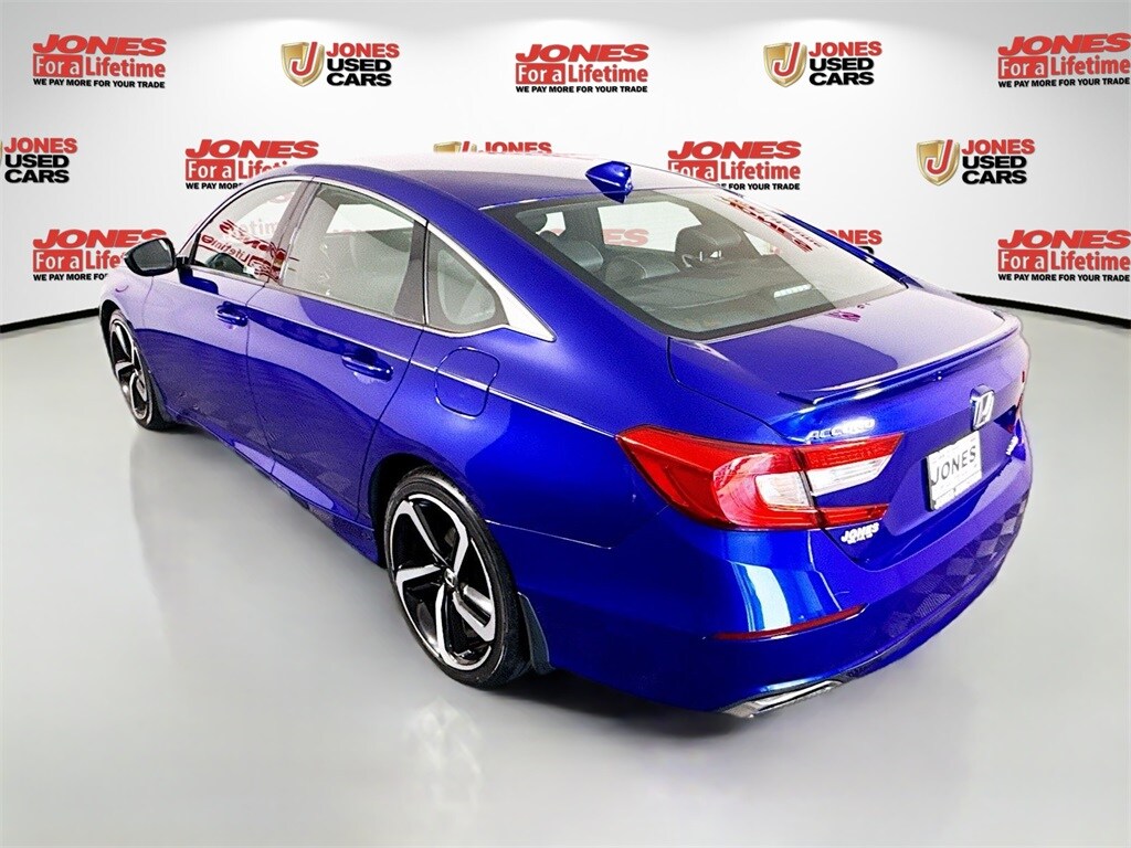 2018 Honda Accord Sport photo 2
