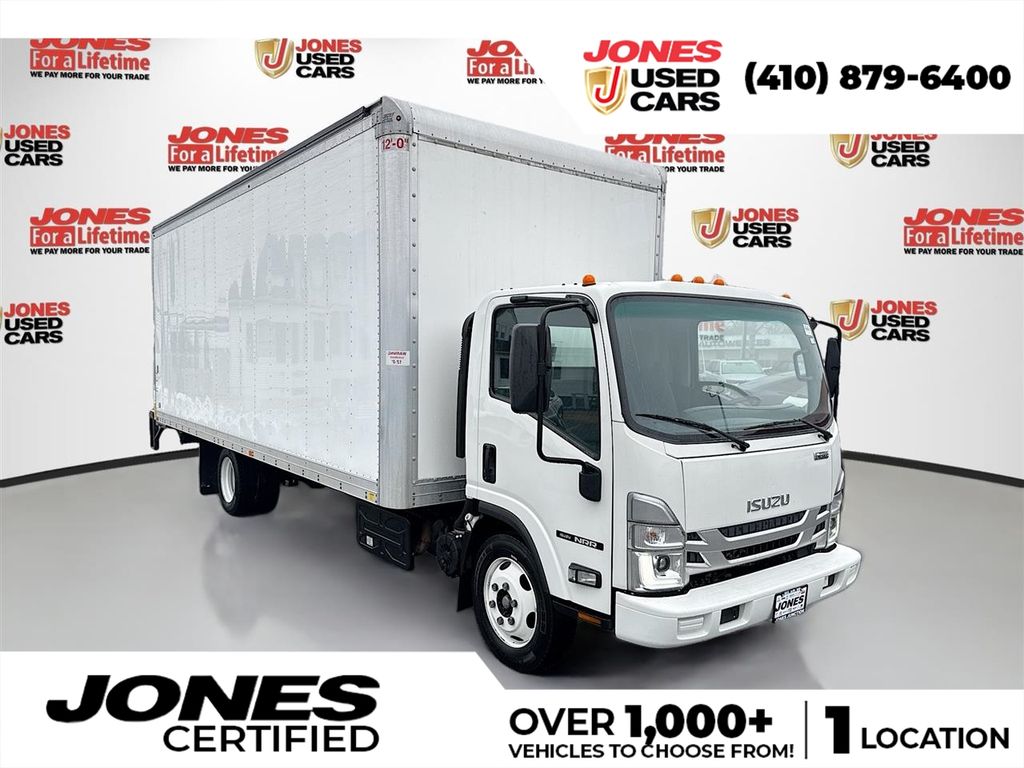 2023 Isuzu NRR's photo
