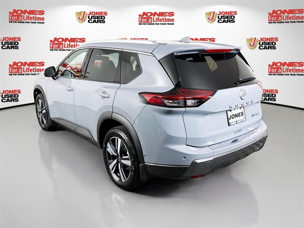 Certified 2025 Nissan Rogue SL SUV