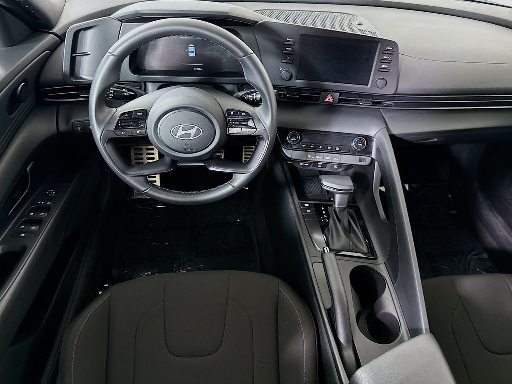 Certified 2025 Hyundai Elantra SEL Sport Sedan
