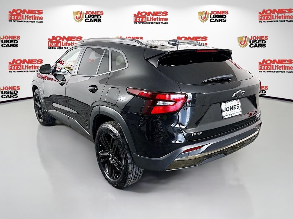 Used 2024 Chevrolet Trax Activ SUV