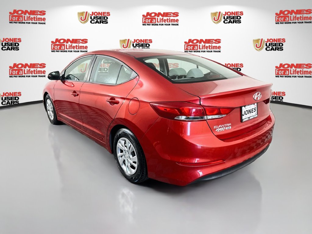 Used 2018 Hyundai Elantra SE Sedan
