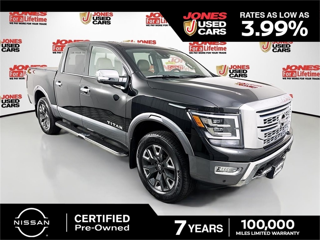 2023 Nissan Titan Platinum Reserve's photo