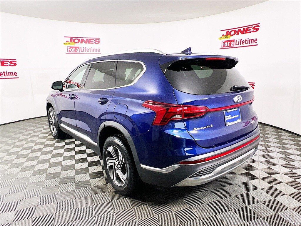 2022 Hyundai Santa Fe SEL photo 2