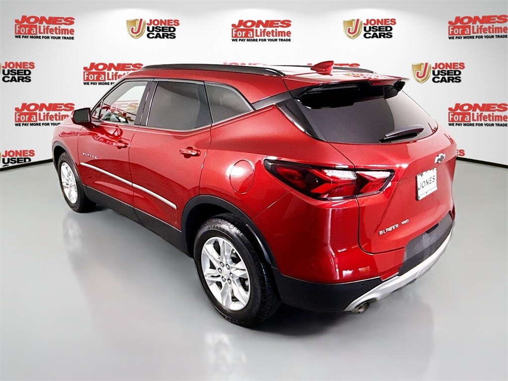2019 Chevrolet Blazer Base 3LT photo 2