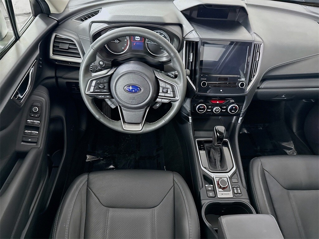 2021 Subaru Forester Touring photo 3