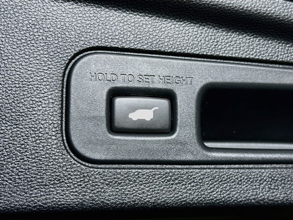 2023 Acura MDX A-Spec Package - Photo 30
