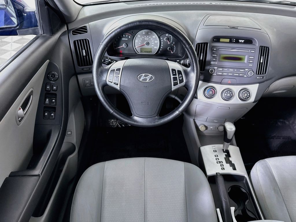 Used 2009 Hyundai Elantra SE Sedan