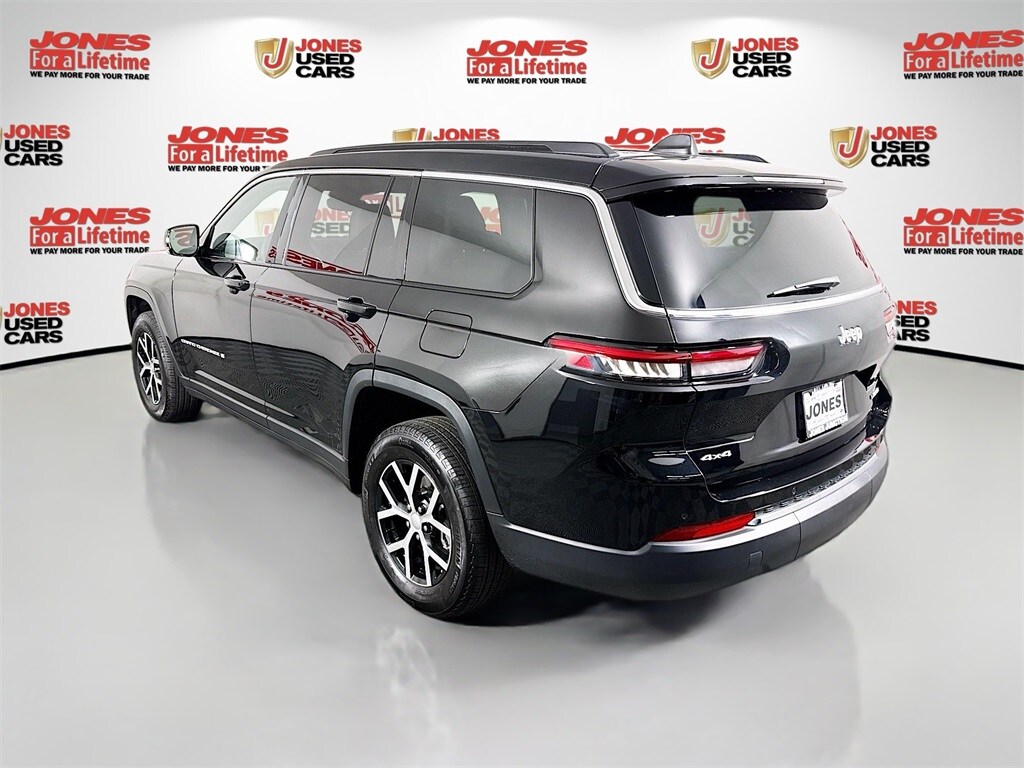 2024 Jeep Grand Cherokee Limited photo 2