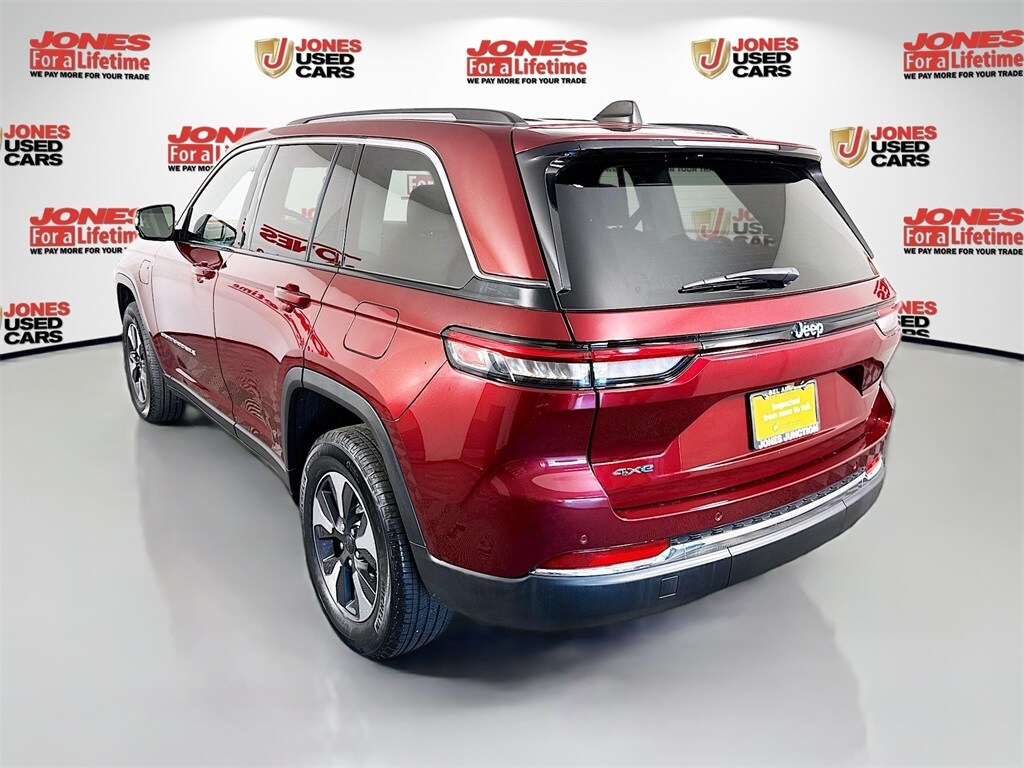 2022 Jeep Cherokee Limited 4xe photo 2