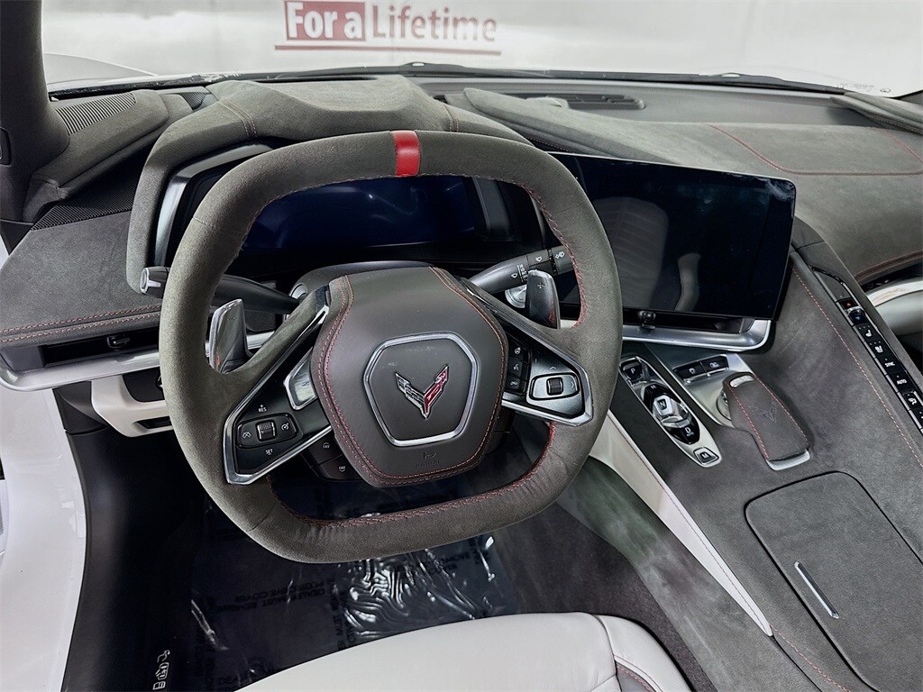 2023 Chevrolet Corvette Stingray 3LT Convertible photo 3