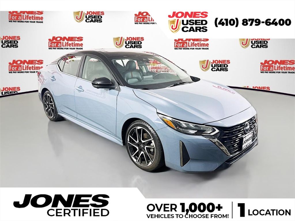 2024 Nissan Sentra SR CVT's photo
