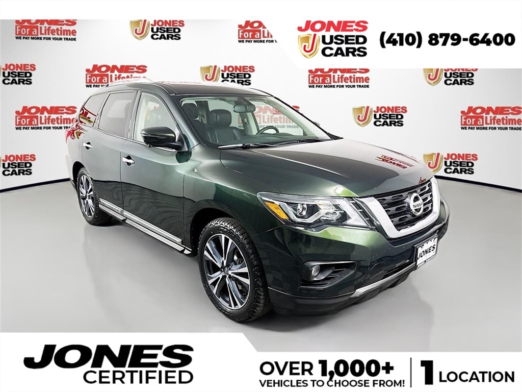 2019 Nissan Pathfinder Platinum's photo