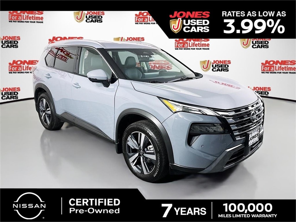 2025 Nissan Rogue SL's photo