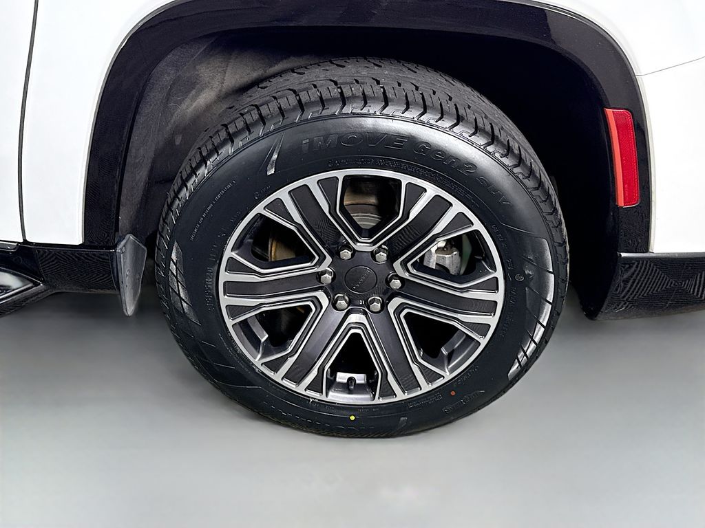 2024 Jeep Wagoneer L Series II - Photo 37