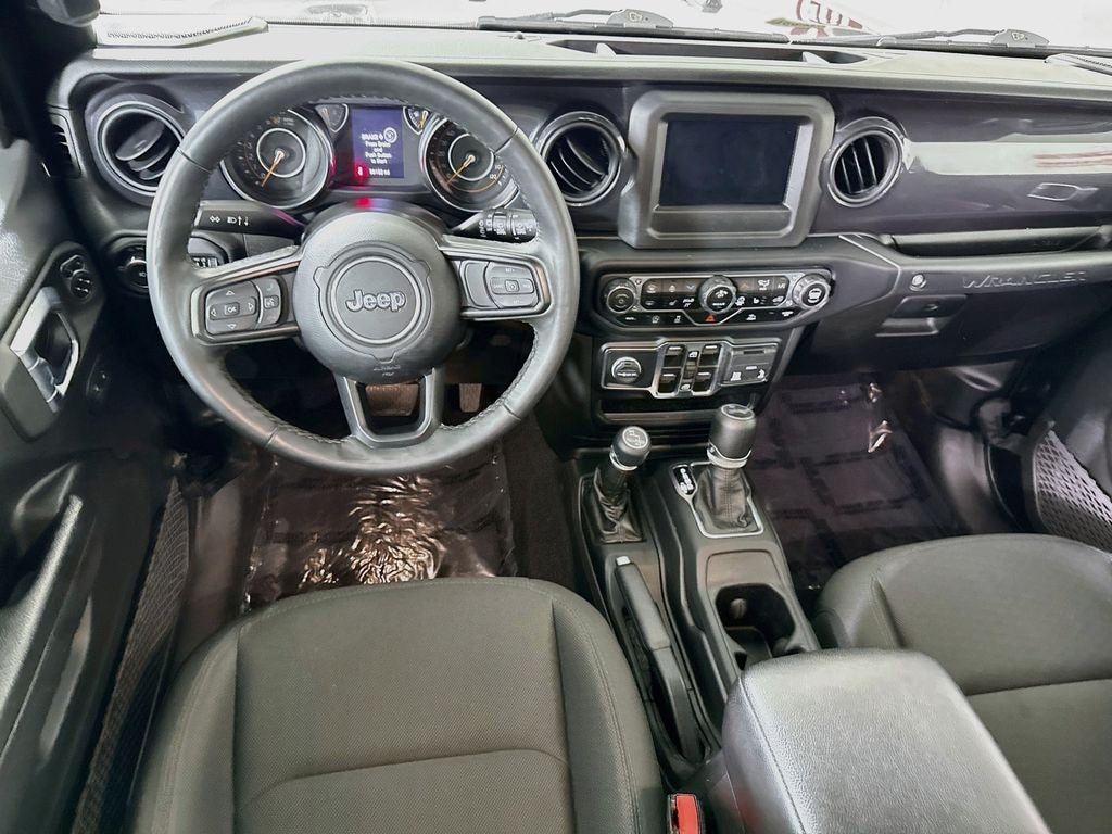 Used 2022 Jeep Wrangler Unlimited Sport Altitude SUV