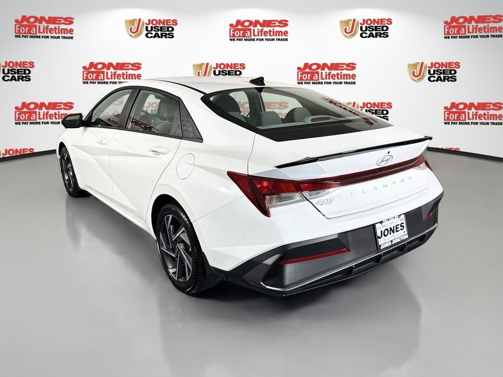 Certified 2025 Hyundai Elantra SEL Sport Sedan