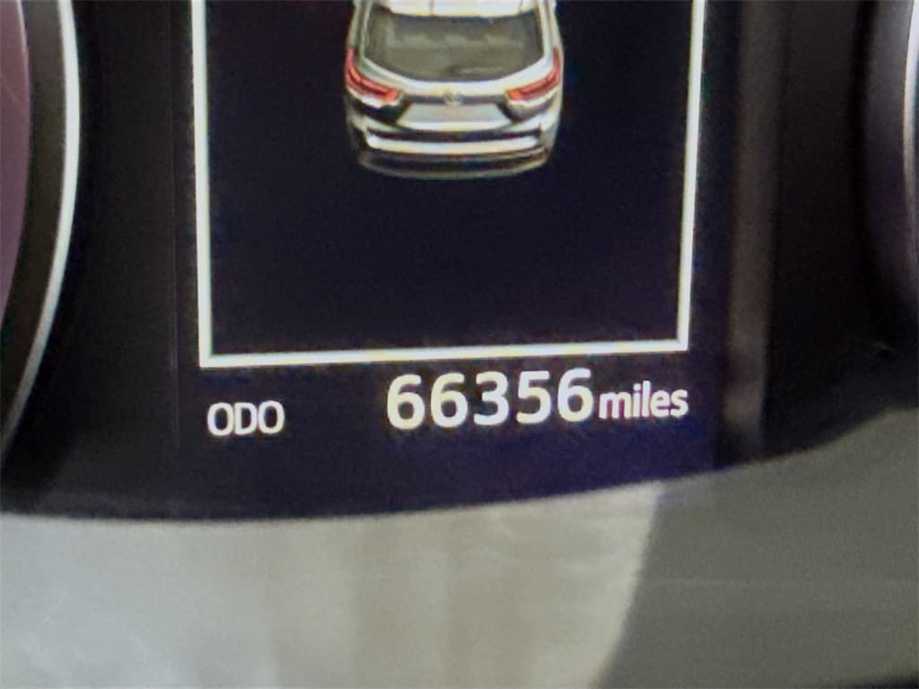 Used 2018 Toyota Highlander LE SUV