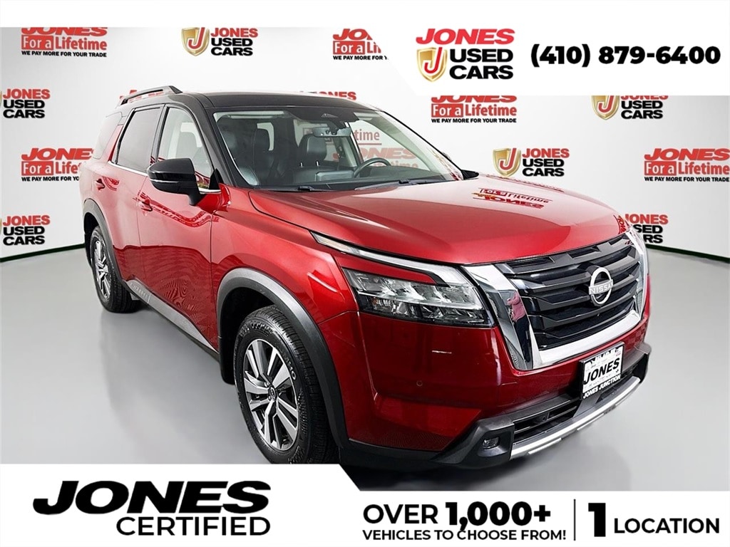 2023 Nissan Pathfinder SL's photo