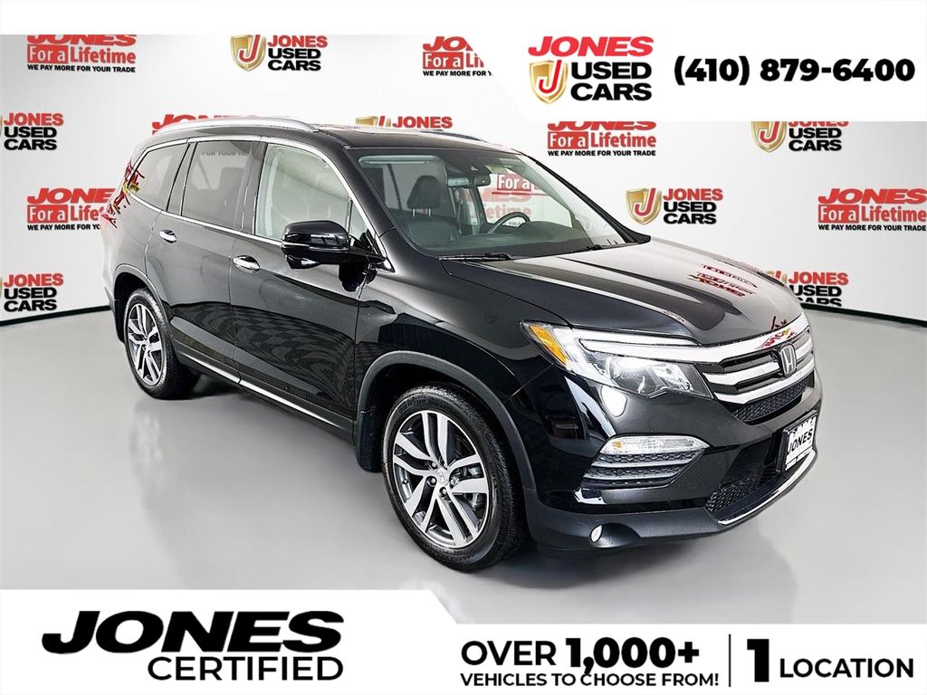 2017 Honda Pilot 4WD Touring's photo