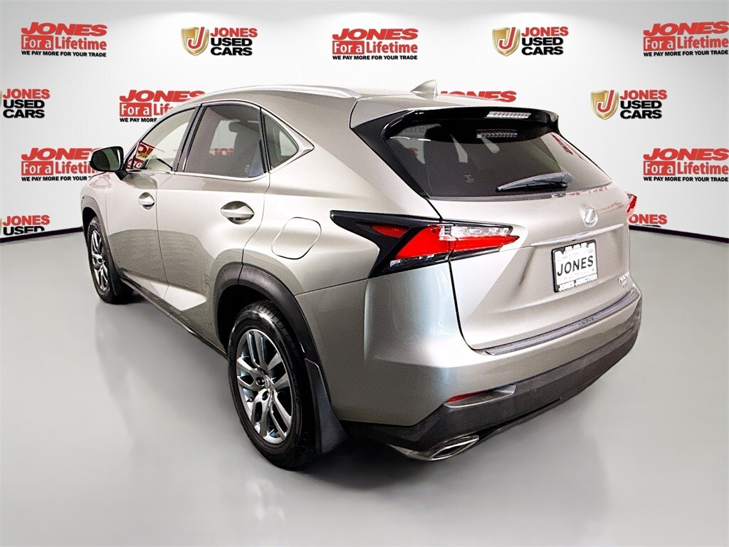 2015 Lexus NX 200t Luxury photo 2