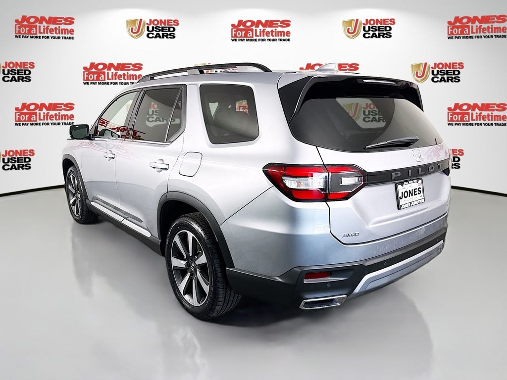 Used 2024 Honda Pilot Touring SUV