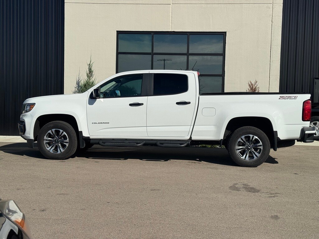 2021 Chevrolet Colorado Z71 photo 2