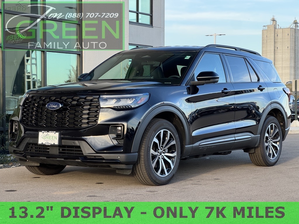 Used 2025 Ford Explorer ST-Line SUV