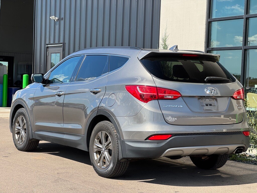 2014 Hyundai Santa Fe Sport GLS photo 2