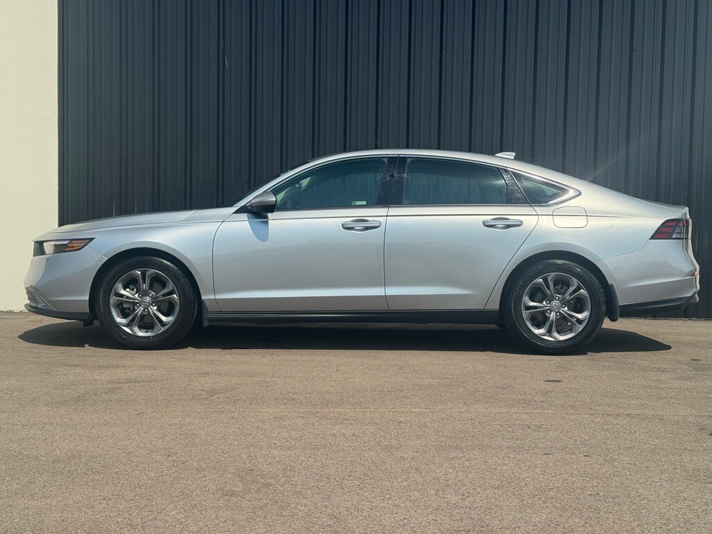2024 Honda Accord EX photo 2
