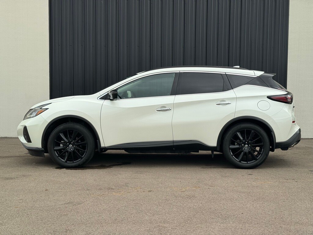 2022 Nissan Murano SL photo 2