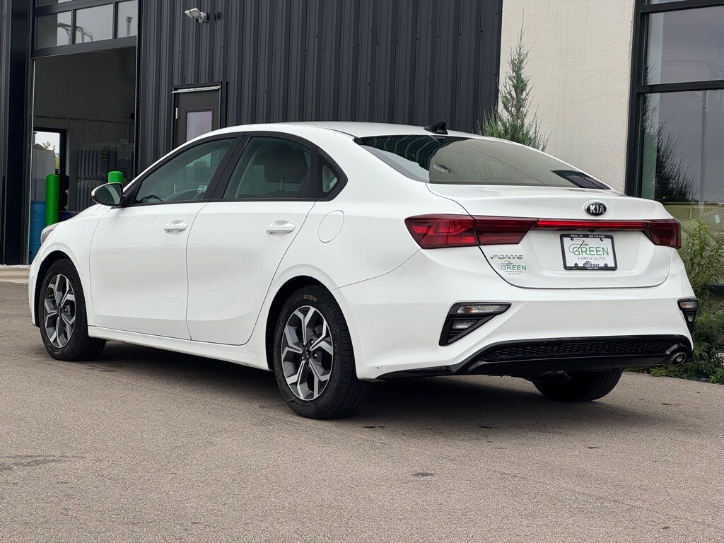 2021 Kia Forte LXS photo 3