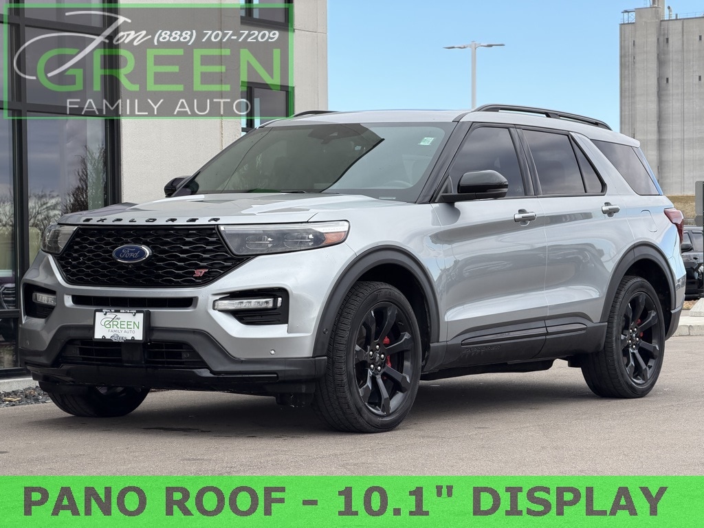 2020 Ford Explorer ST's photo