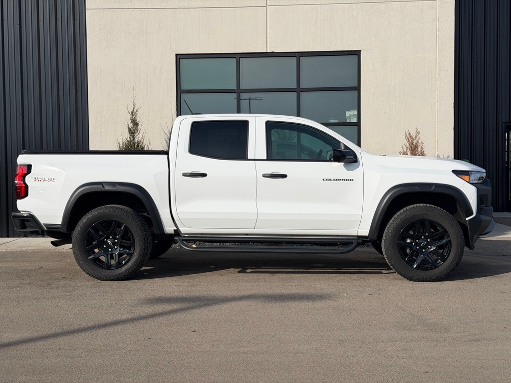 Used 2024 Chevrolet Colorado Trail Boss Truck Crew Cab