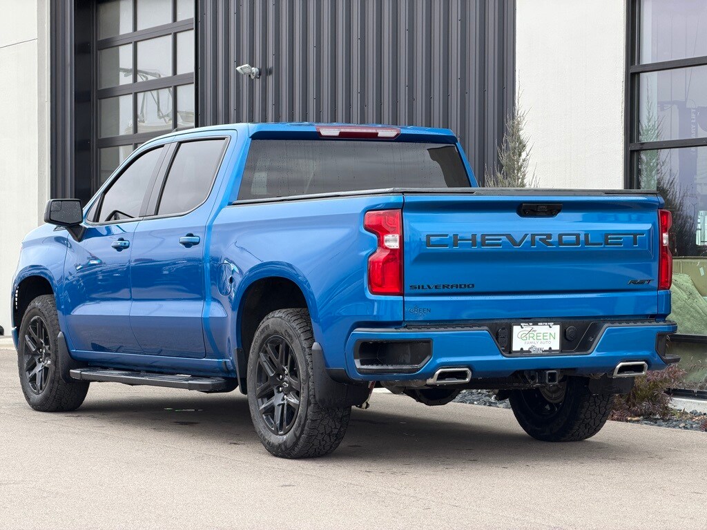 2024 Chevrolet Silverado 1500 RST photo 3