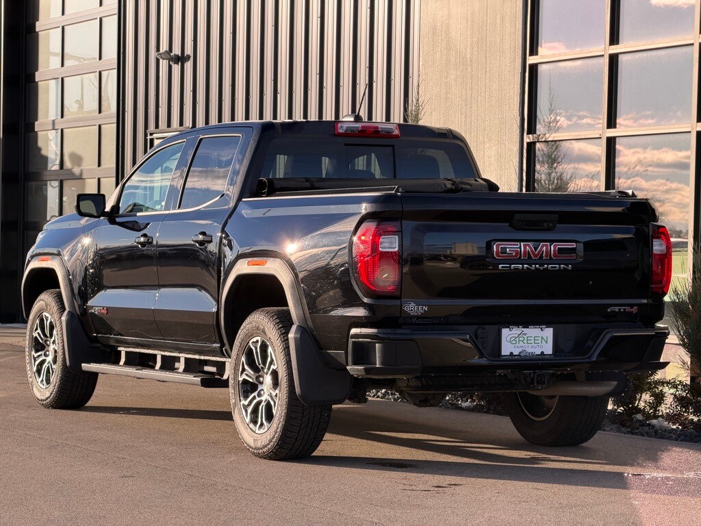 2024 Gmc Canyon AT4 photo 3