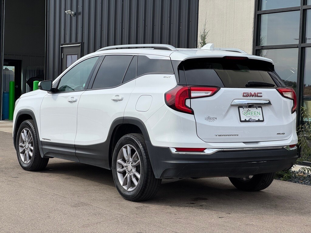 2023 Gmc Terrain SLT photo 2