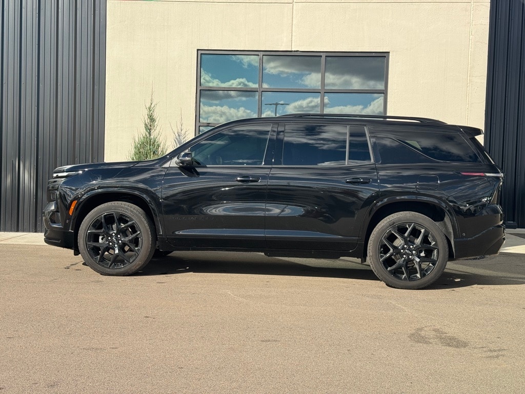 Used 2024 Chevrolet Traverse RS SUV