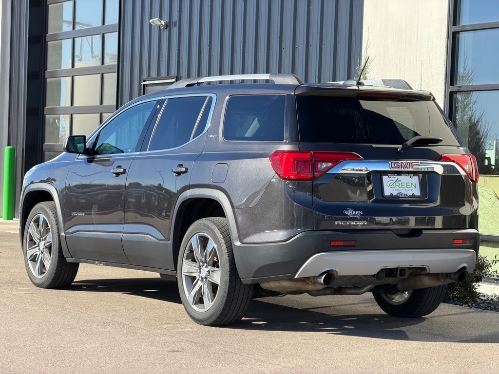 Used 2017 GMC Acadia SLT-2 SUV