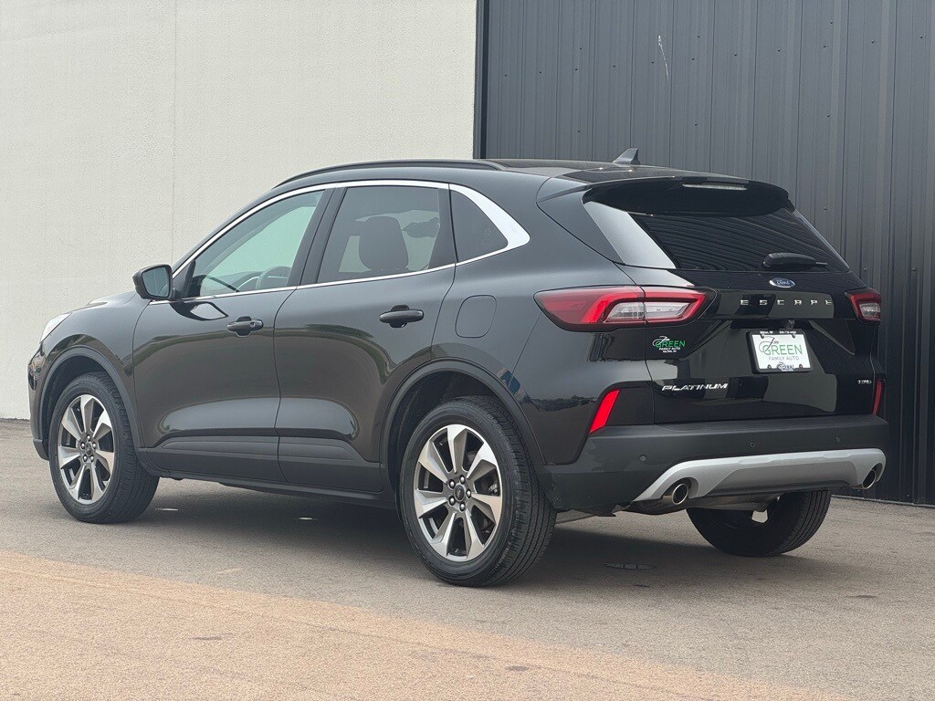 2023 Ford Escape Platinum photo 2