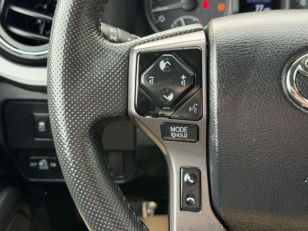 2022 Toyota Tacoma TRD Off Road - Photo 16