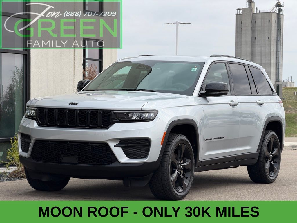 Silver Zynith 2023 Jeep Grand Cherokee Altitude X 4WD SUV / Crossover Four-Wheel Drive 8-Speed Automatic