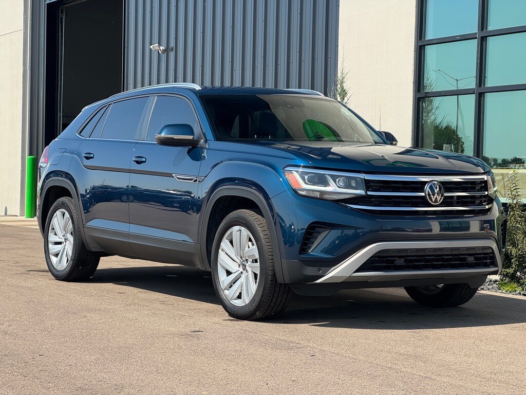 2023 Volkswagen Atlas Cross Sport V6 SE Technology photo 4