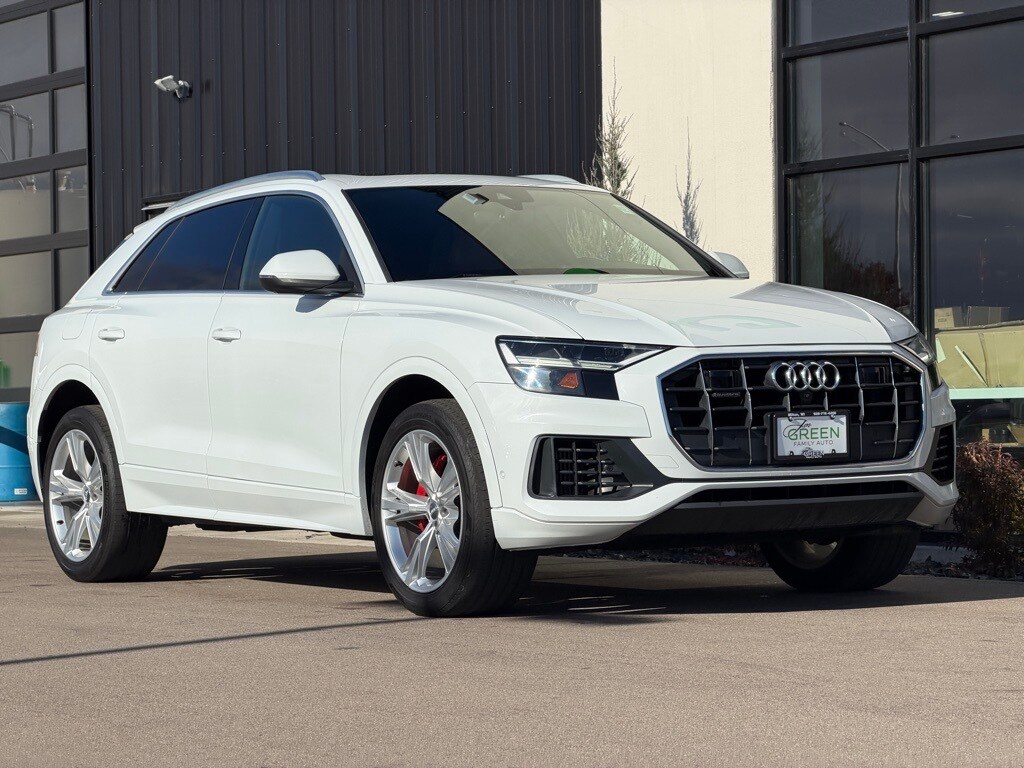 2019 Audi Q8 Premium Plus photo 3