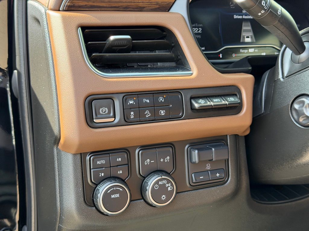 2023 Chevrolet Suburban High Country - Photo 23