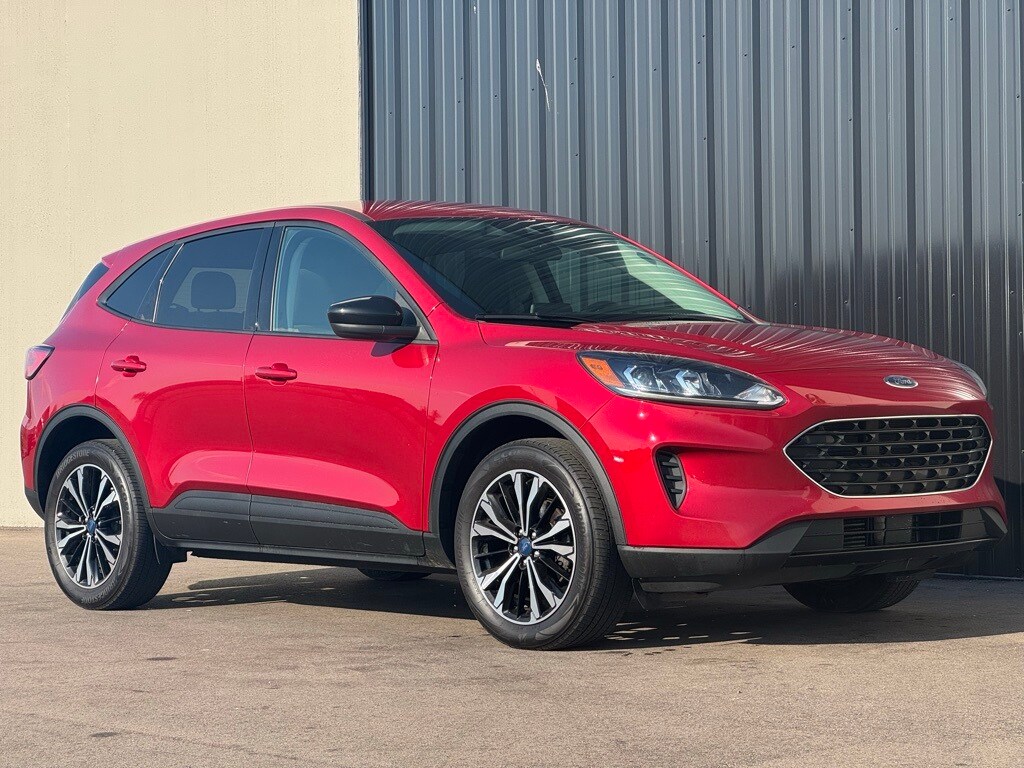 2022 Ford Escape SE photo 4