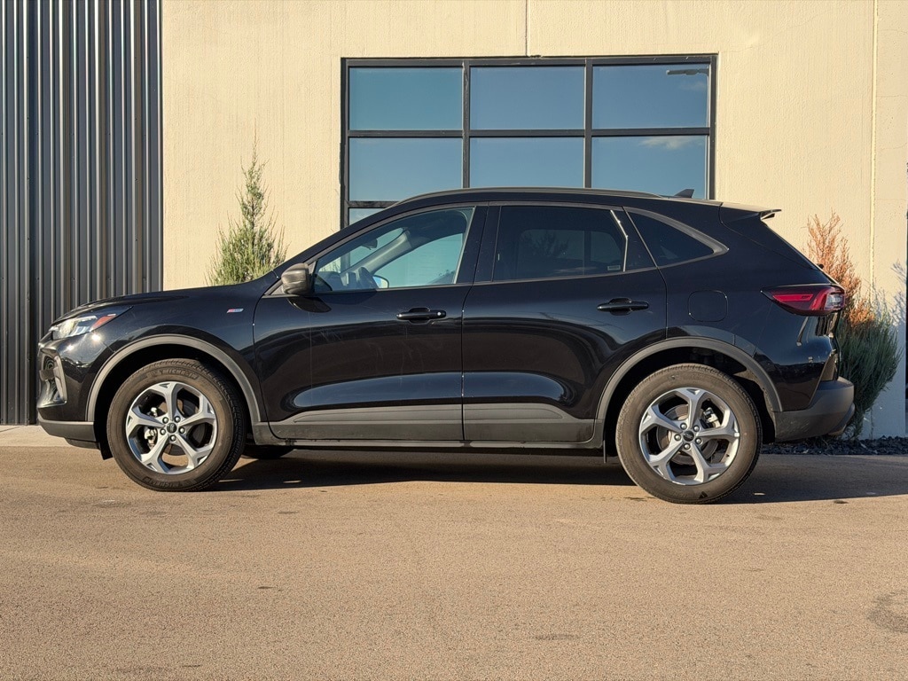 Used 2025 Ford Escape ST-Line SUV