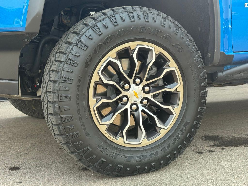 2022 Chevrolet Colorado ZR2 - Photo 26