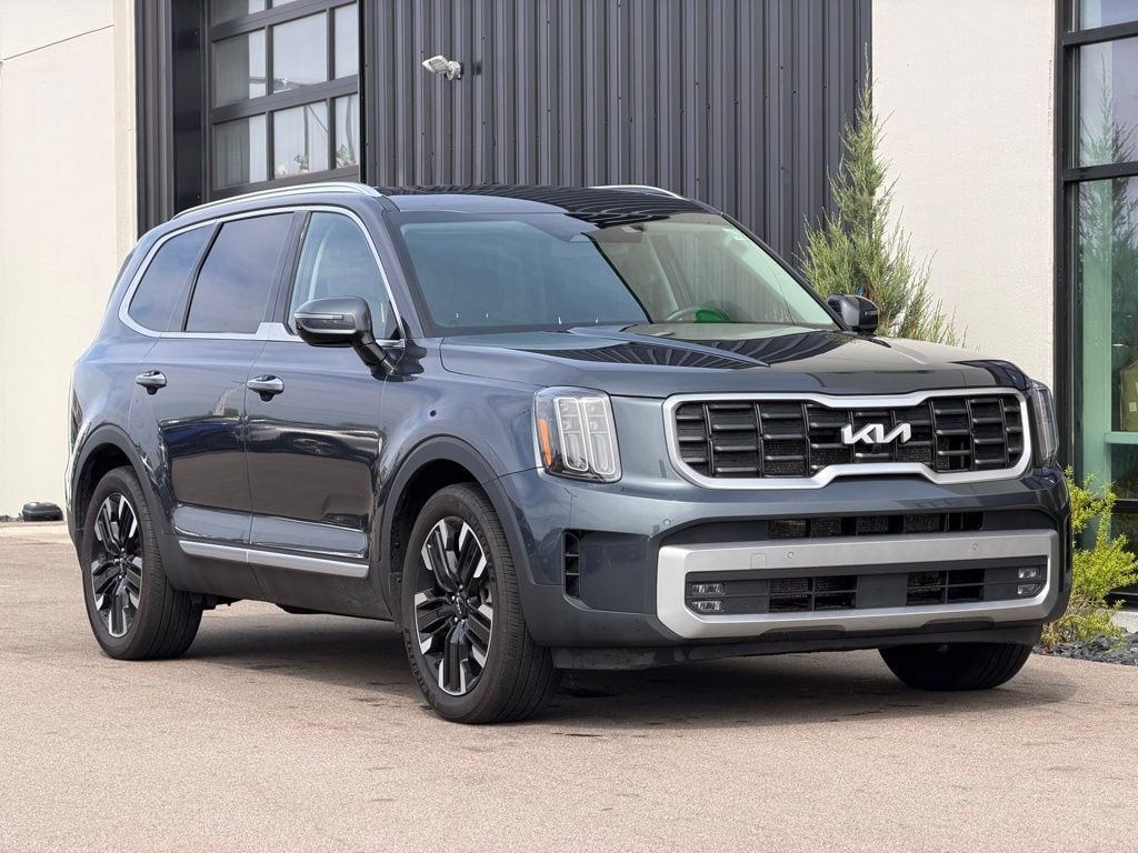 Used 2023 Kia Telluride SX SUV